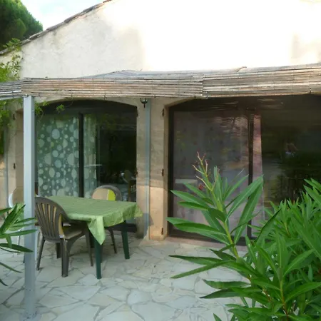 Holiday home Mas Du Parpaillon-les Glycines *